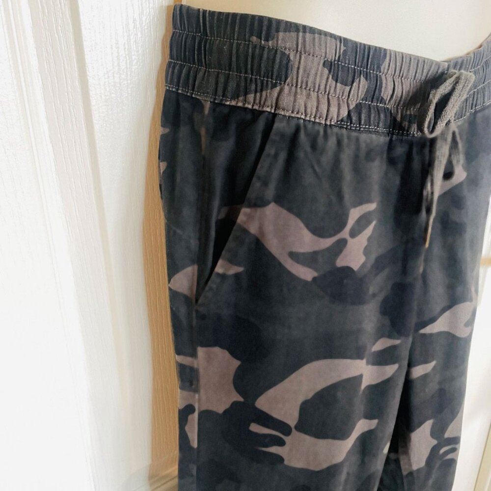 Design Lab Camo Joggers with Pockets Elastic Waist XS